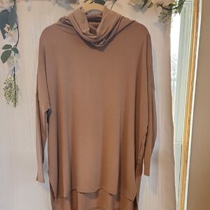 Zenana Outfitters Tan Tunic Top